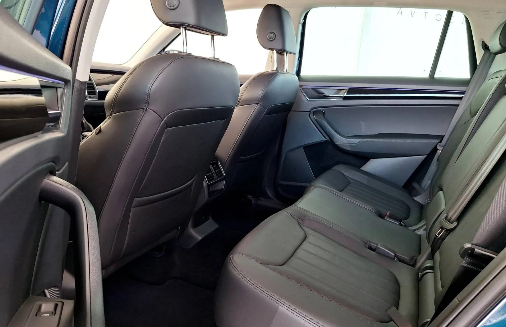 Zunanja slika - Škoda Kodiaq - 4x4 2.0 TDI L K DSG•AMBIENT•KAMERA•NAVI•ACC•... - 12