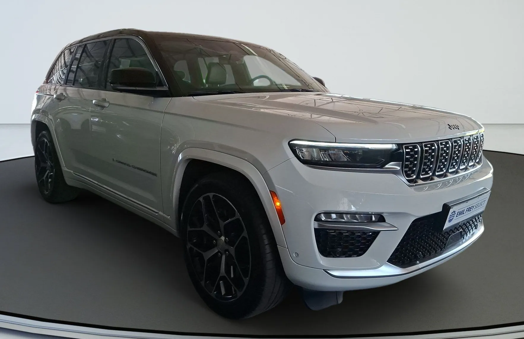 Zunanja slika - Jeep Grand Cherokee - 5v 2.0 GME PHEV 380 4XE Summit Reserve - 2
