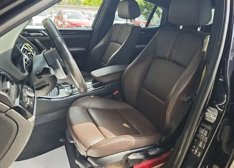 Zunanja slika - BMW X4 - serija :  xDrive20d M Sport - GRETJE SEDEŽEV - TEMPOMAT - 7