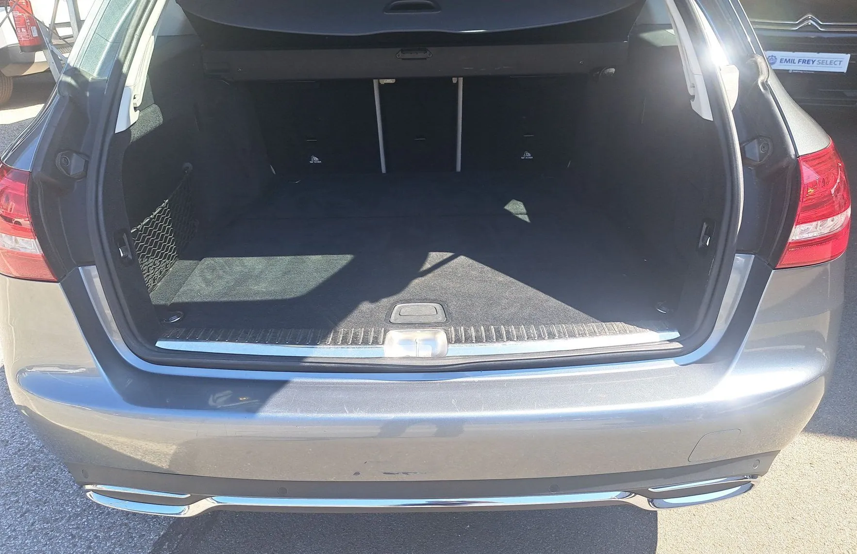 Zunanja slika - Mercedes-Benz C-Razred - C 220 d T Avantgarde - 12
