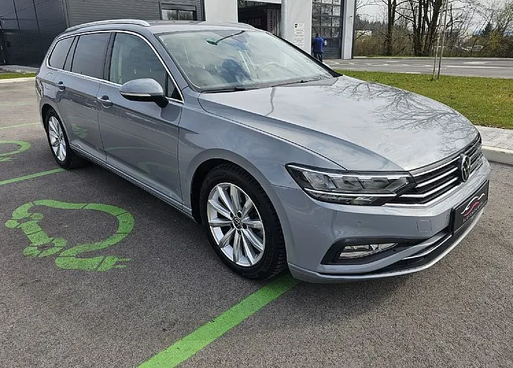 Zunanja slika - VW Passat - Variant 2.0 TDI 150 Sportline DSG|fuLED|ACC|2xPDC|NAVI|ASS - 3