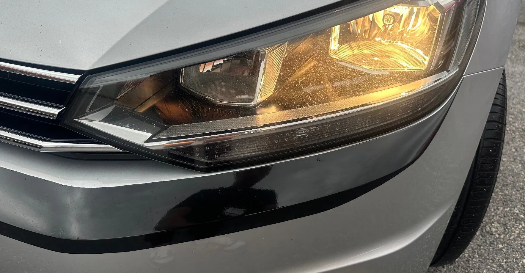 Zunanja slika - Volkswagen Touran - 2.0 TDI DSG.NAVI.KAMERA.NAREJEN VEL.SERVIS+MENJALN - 8