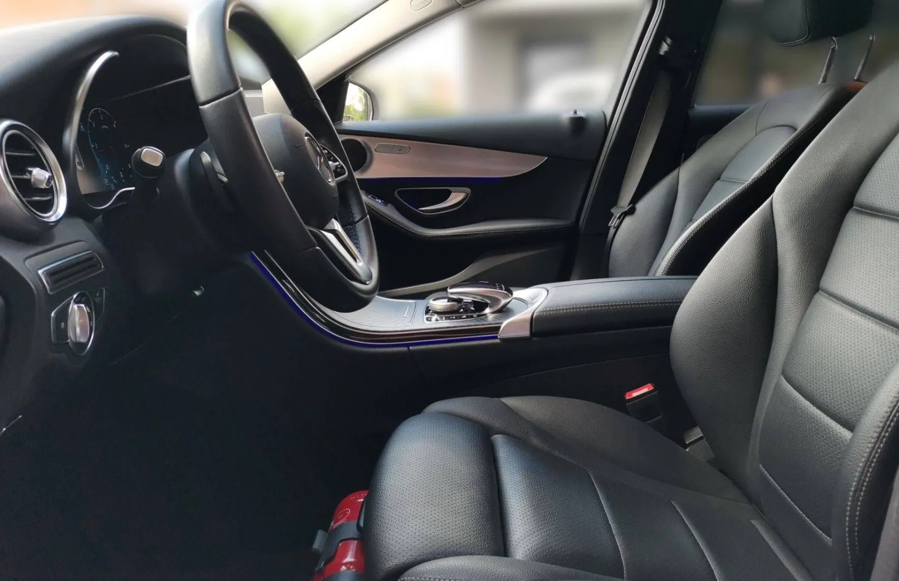 Zunanja slika - Mercedes-Benz C-Razred - 200d AMG LINE 19 COL MULTIBEAM VIRTUAL NAVI KAM - 11