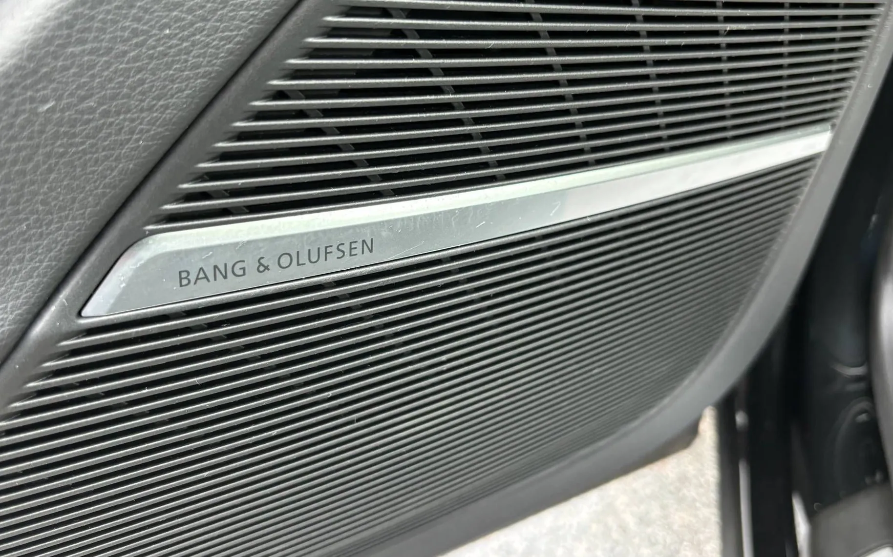 Zunanja slika - Audi Q8 - 50 TDI quattro S-line LASER-PANO-ZRAČNO-HLAJENJE.. - 17