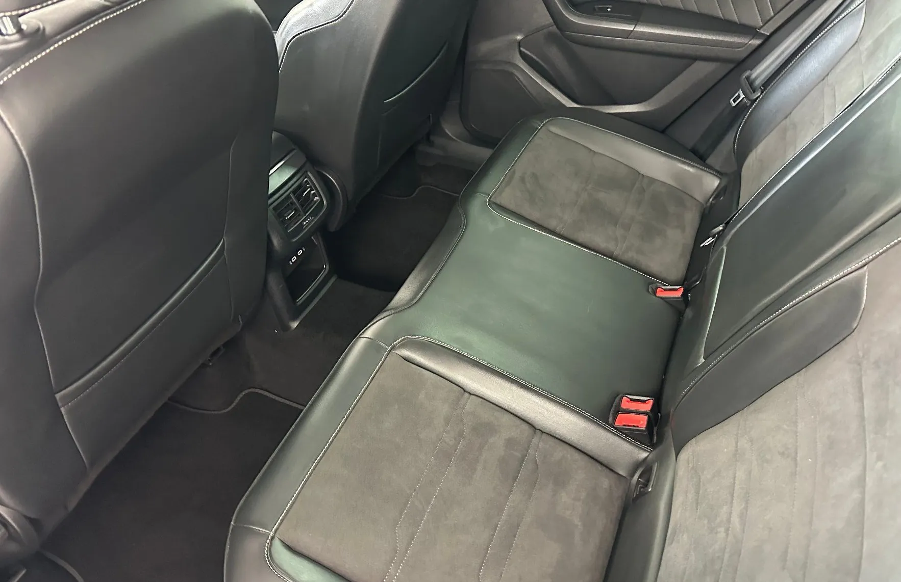 Zunanja slika - Seat Ateca - 2.0 TDI Style.KAMERA.NAVI.LED.2023 LETNIK - 11