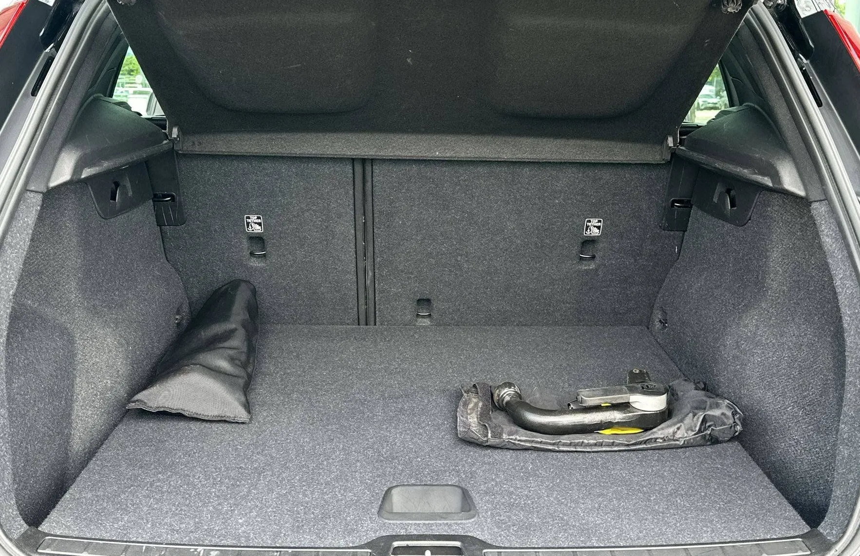 Zunanja slika - Volvo XC40 - T3 Momentum Avt. - 12