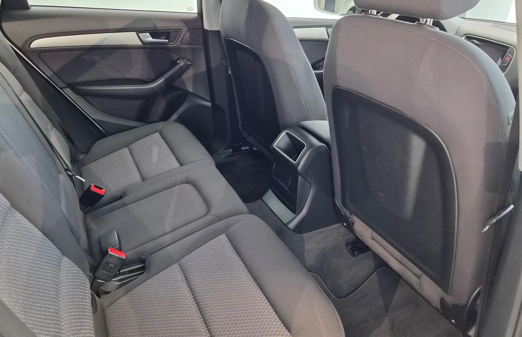 Zunanja slika - Audi Q5 - 2.0 TDI QUATTRO|SLO|XENON|TEMPOMAT|BT|NAVI|PDC - 12
