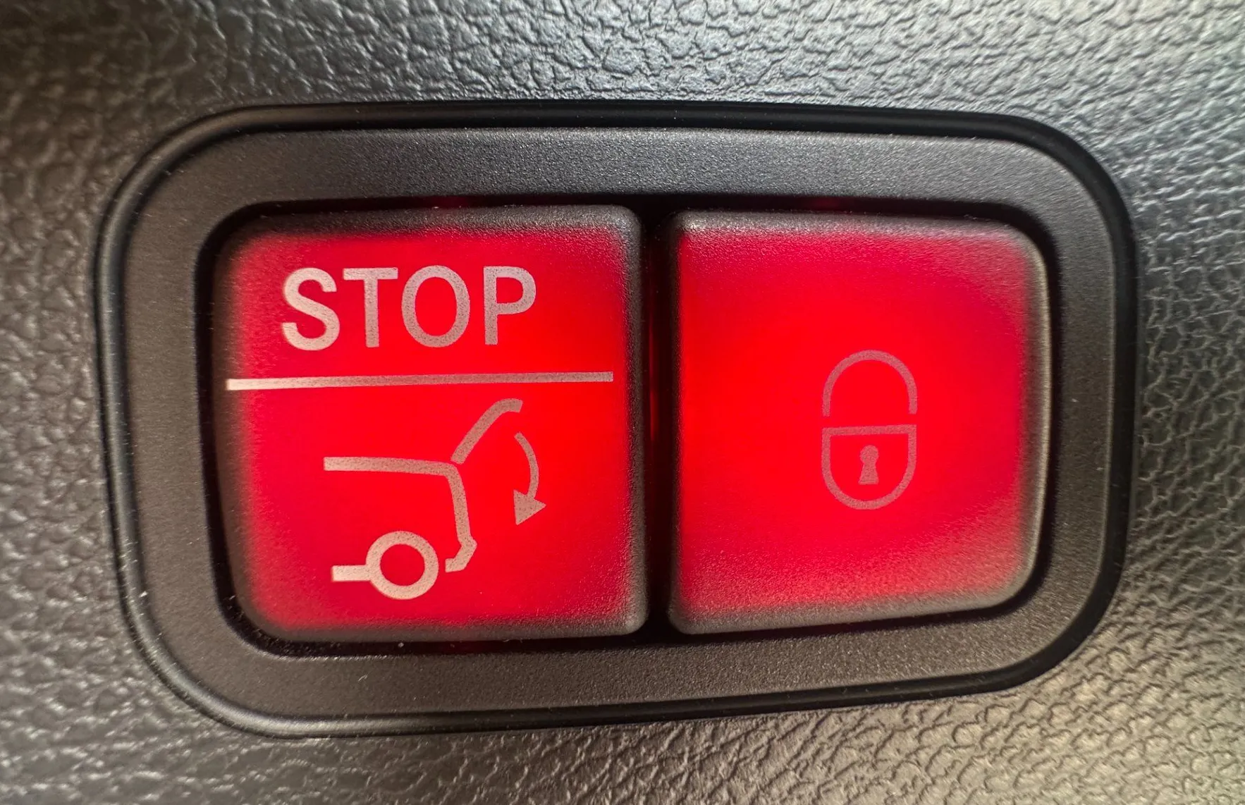 Zunanja slika - Mercedes-Benz EQC - 400 4MATIC.NEMŠKI+4ALU.KAMERA.KLJUKA.LED.ACC.USNJE - 15