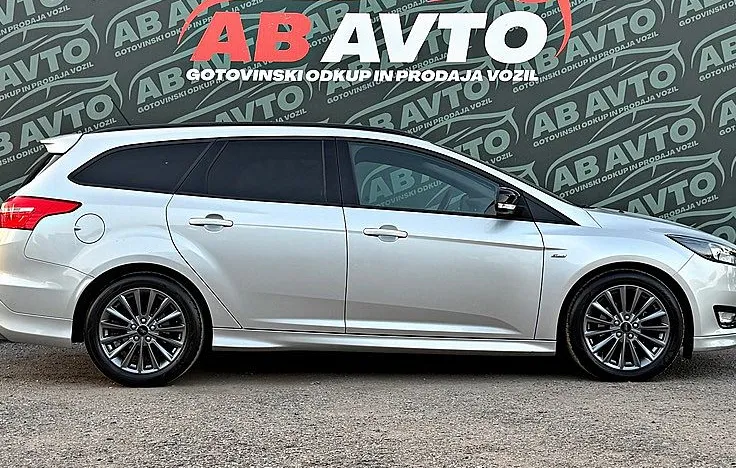 Zunanja slika - Ford Focus - Karavan 1.0 EcoBoost ST-Line Avt.NAVI+2ZONE+BT+TOP - 4