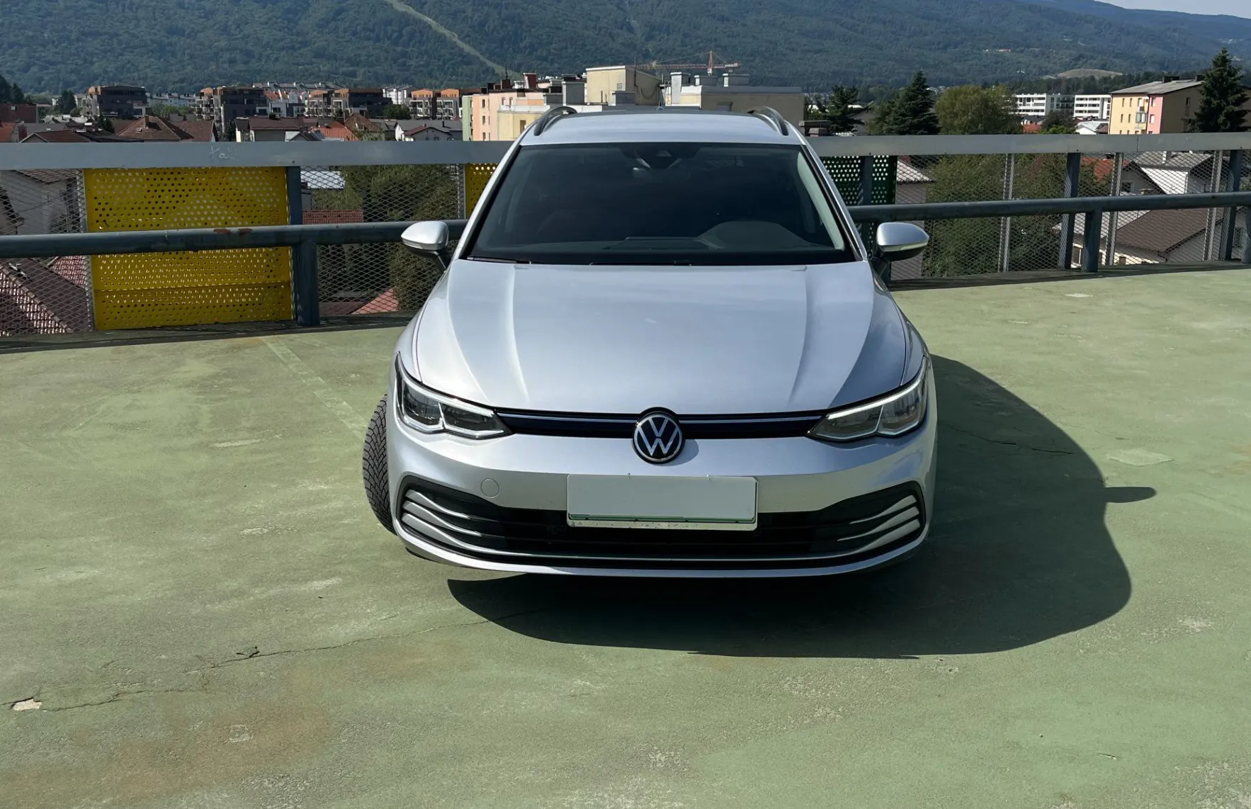 Zunanja slika - Volkswagen Golf - Variant 2.0 TDI BMT Life 2X PDC.NAVI.GR. VOLANA.LED - 2