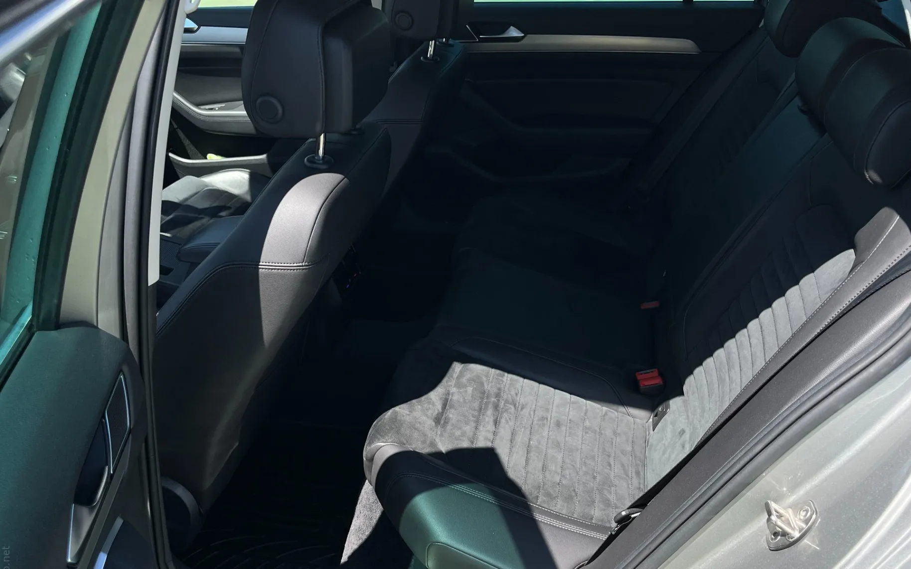 Zunanja slika - Volkswagen Passat - 2.0 TDI BMT Highline DSG.DYNA. LED.ACC.MASAŽ. - 9