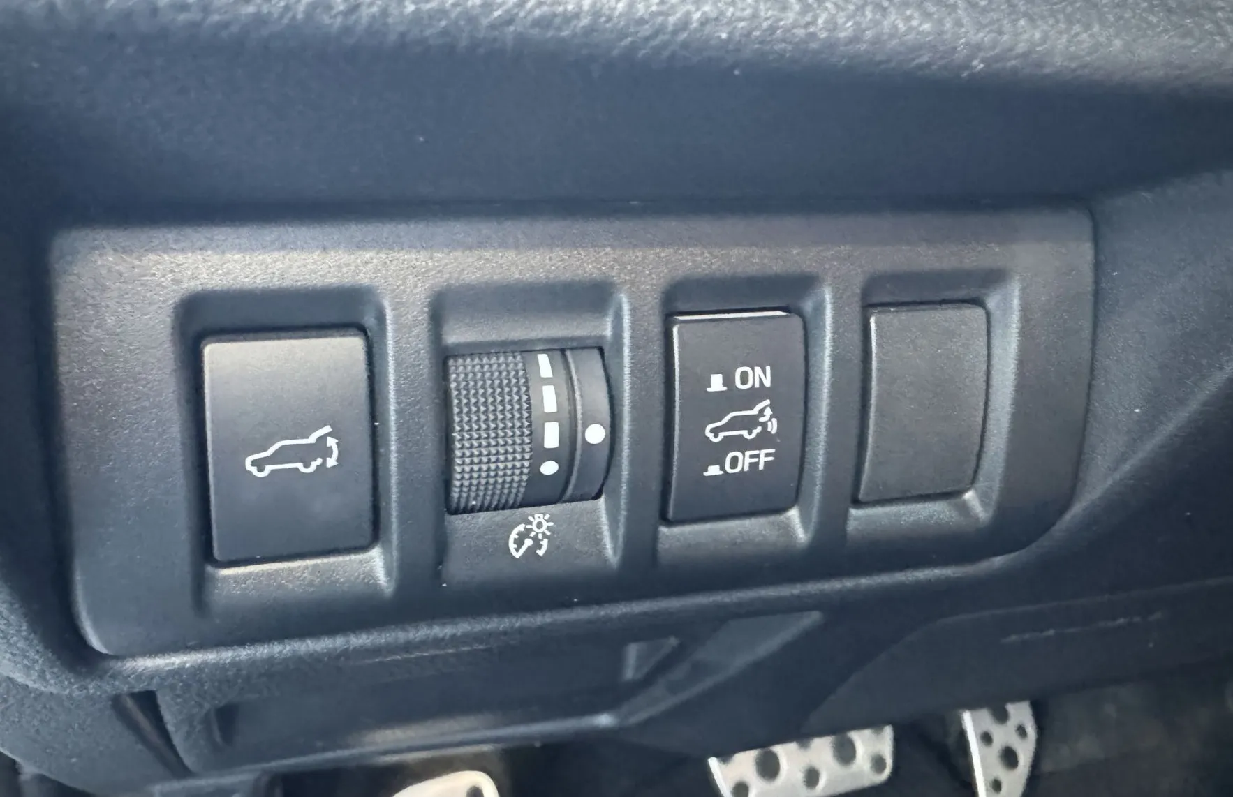 Zunanja slika - Subaru Outback - 1.LASTNIK-SLO-PREMIUM PAK-RADAR-MEMORY-KEYLESS GO - 15