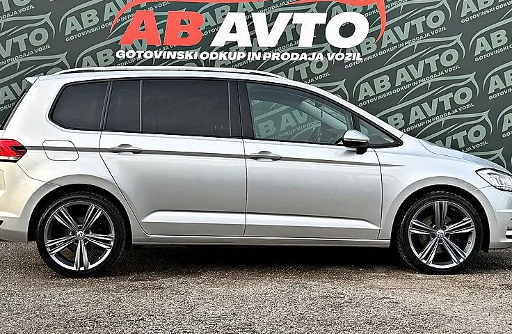 Zunanja slika - VW Touran - 2.0 TDI BMT avt. Highline 110  150 +7SEDEZEV+TOP - 4