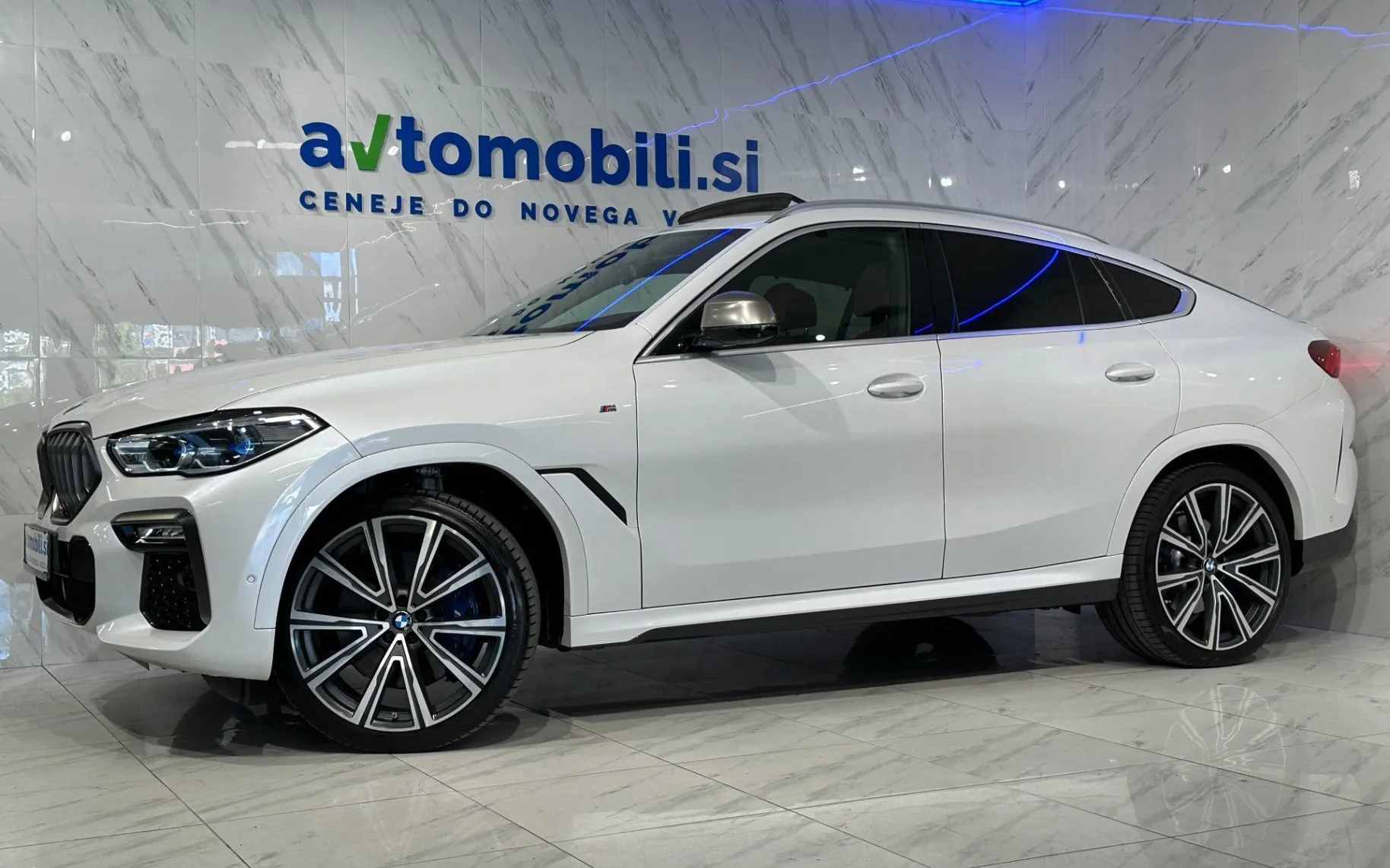 Zunanja slika - BMW serija X6: - M50i|xD|SkyL|SoftC|R22|Kljuka|BowersW|ACC|HUD|360K - 2