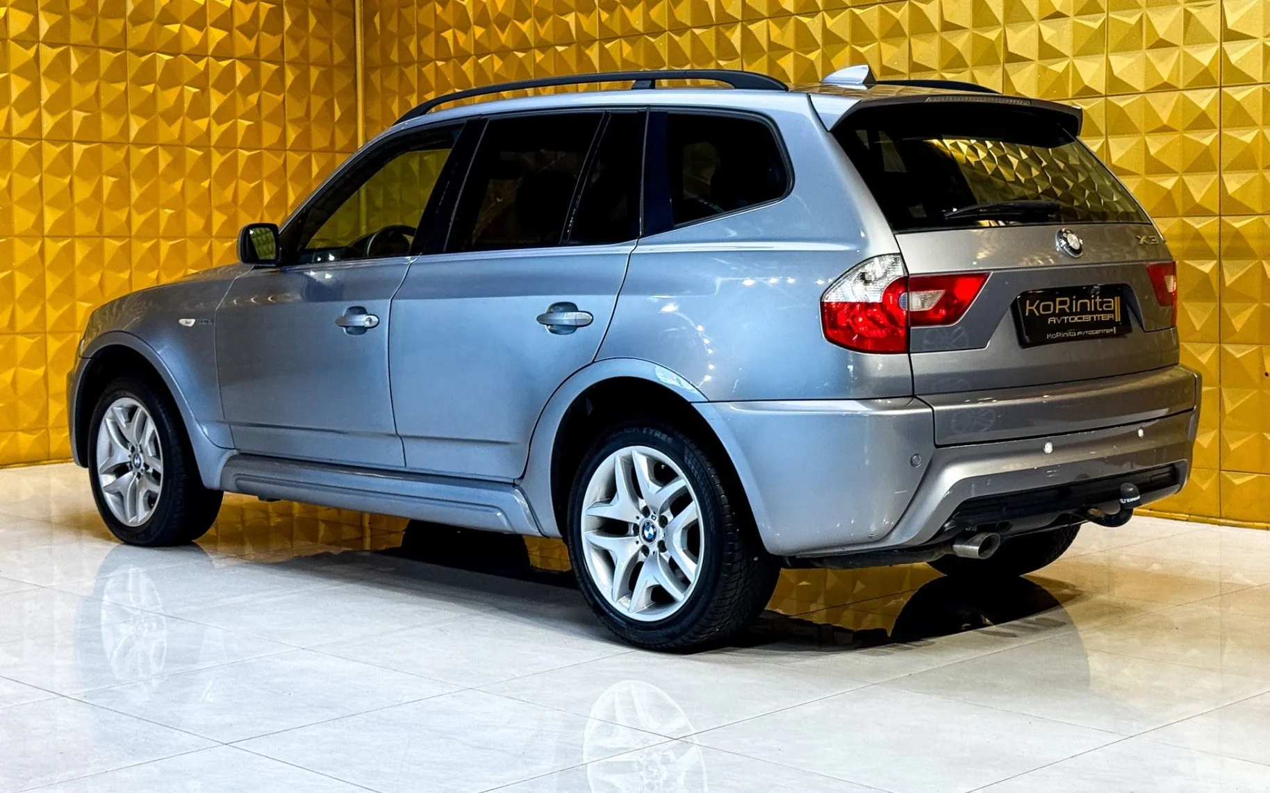 Notranja slika - BMW serija X3: - 2.0d M Sport-KAMERA-KLJUKA-PDC-TEMP - 7