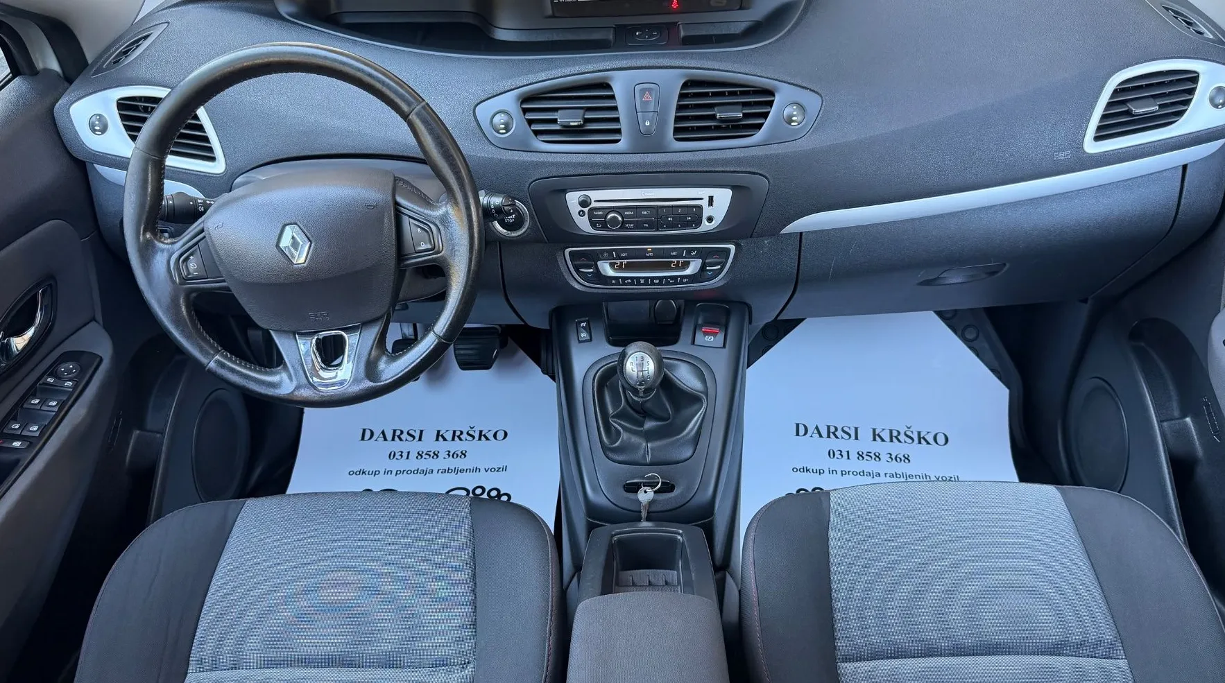 Zunanja slika - Renault Scénic - Scenic 1.2 TCe 115PS Energy SLO LED PRIKLOP - 10