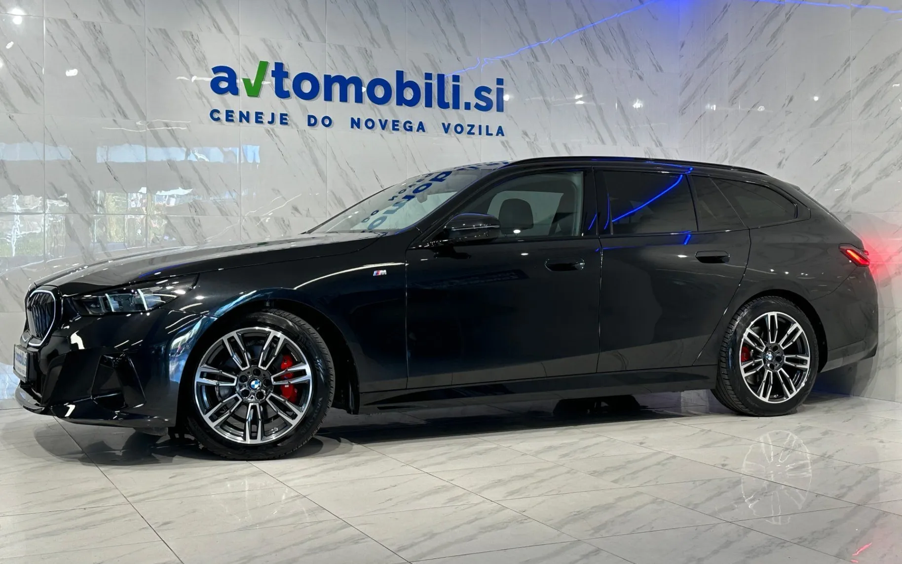 Zunanja slika - BMW serija 5 Touring: - 20d|M-Pro|IconicG|Hlajenje|360K|Harman|HUD|Mem PUD - 2