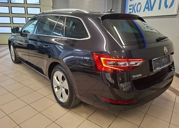 Zunanja slika - Škoda Superb - 2.0 TDI 4x4 Sportline Combi DSG 190KM-KAMERA-LED-. - 3