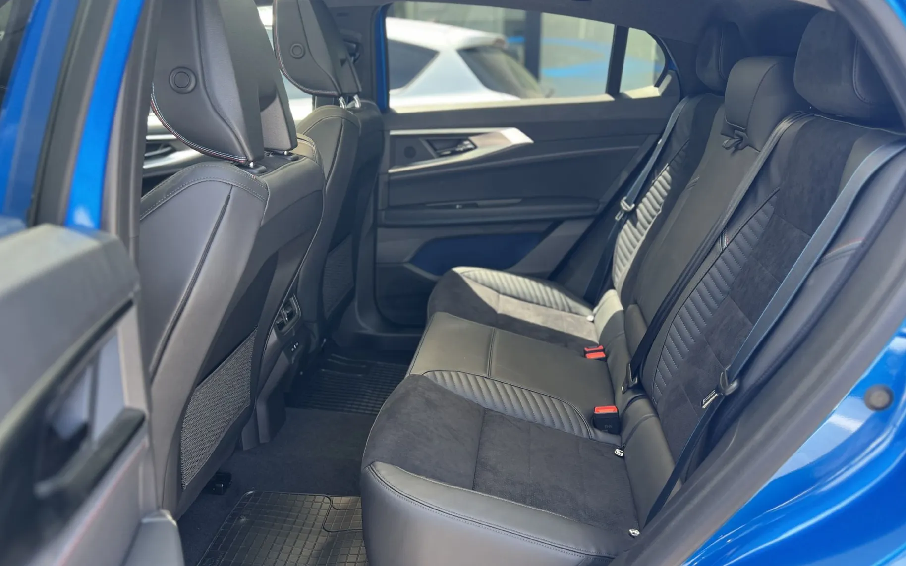 Zunanja slika - Renault Rafale - ESPRIT ALPINE E-TECH FULL HYBRID 200 NAROČILO - 9