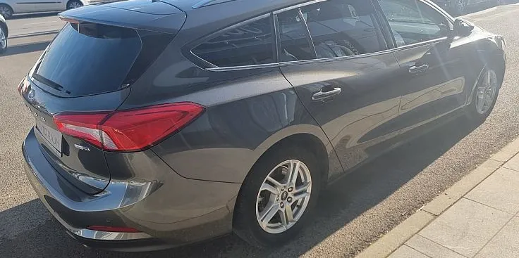 Zunanja slika - Ford Focus - 1.0 EcoBoost mHEV 92 kW Connected - 6