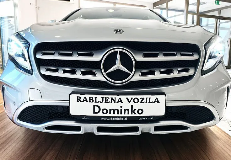 Zunanja slika - Mercedes-Benz GLA-Razred - 180 7DCT-NAVI-KAMERA-DAB-FULL LED-WINTER-VIDEO - 2