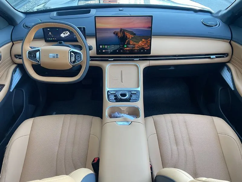 Zunanja slika - Geely StarRay - -MAX-LED-DIGITAL-ACC-NAVI-TOP-OPREMA-AKCIJA 7.000€ - 9