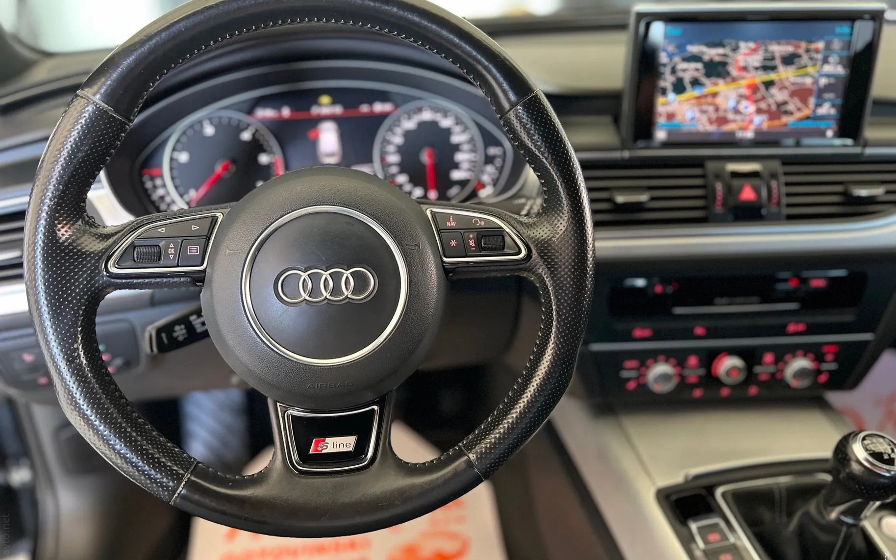 Notranja slika - Audi A6 Avant - 2.0 TDI-S-LINE-BI-XENON-LED-NAVI-TEMPOMAT-SERVI KN - 11