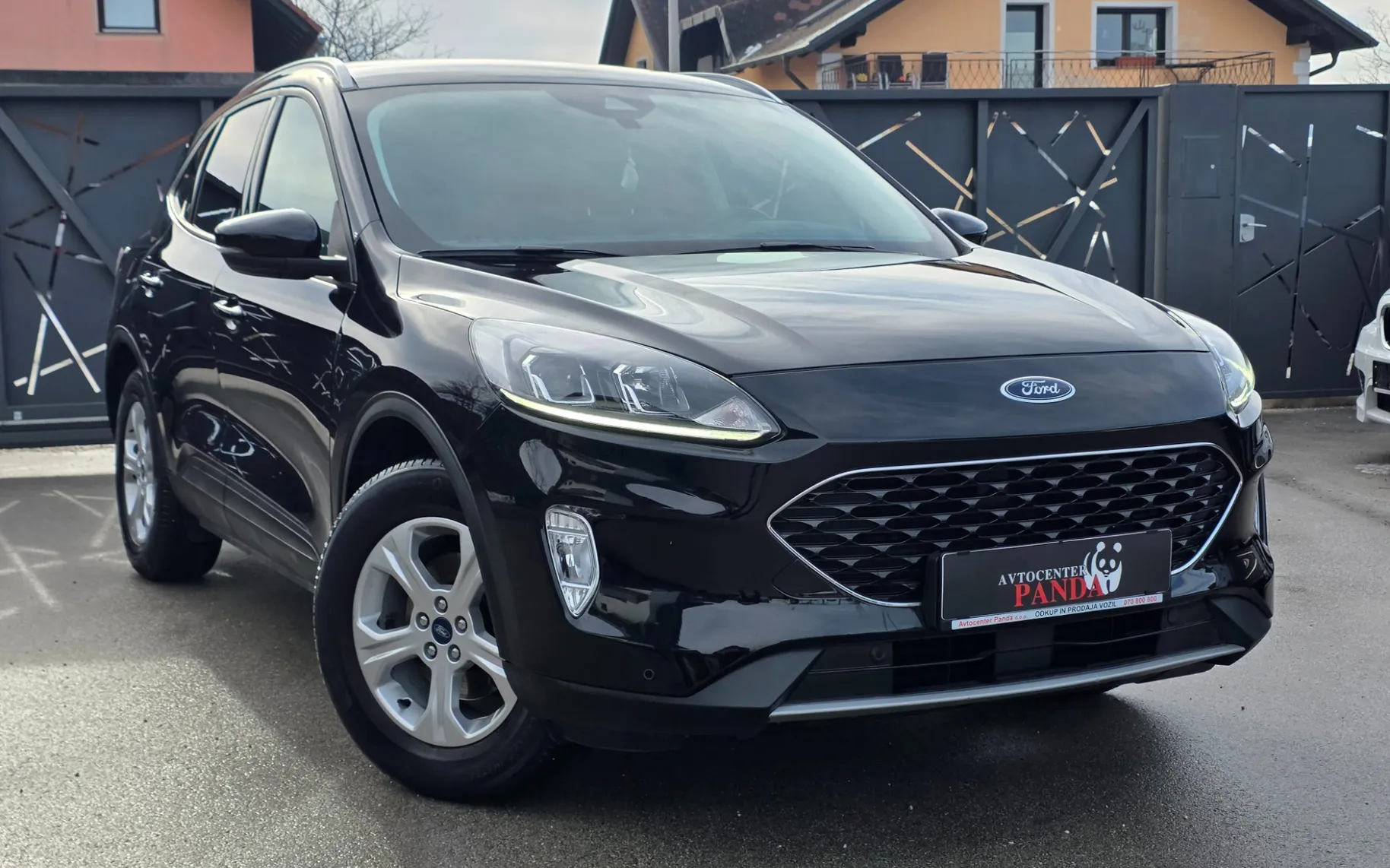 Zunanja slika - Ford Kuga - 1,5 EcoBoost Titanium - 6