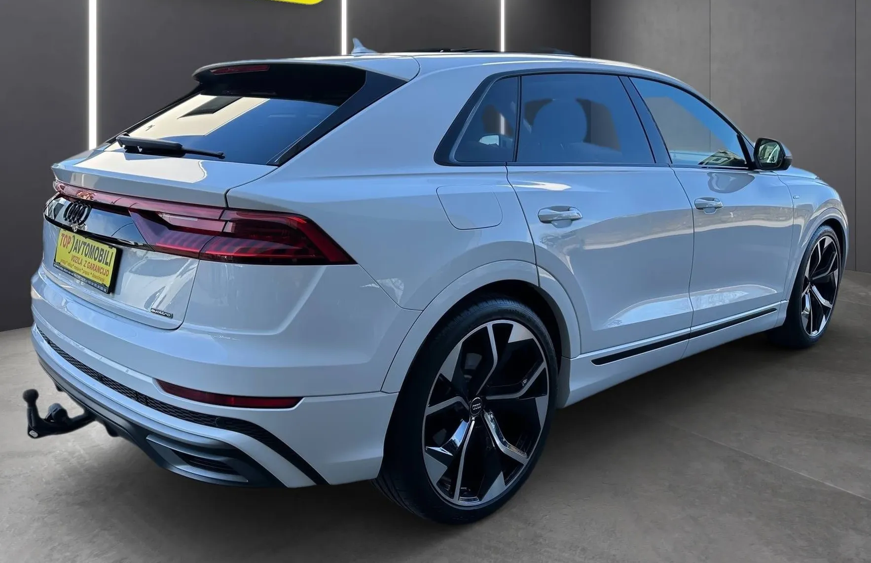 Zunanja slika - Audi Q8 - 50 TDI Q. S LINE ZRAČNO MATRIX PANO VIRTUAL RADAR - 8