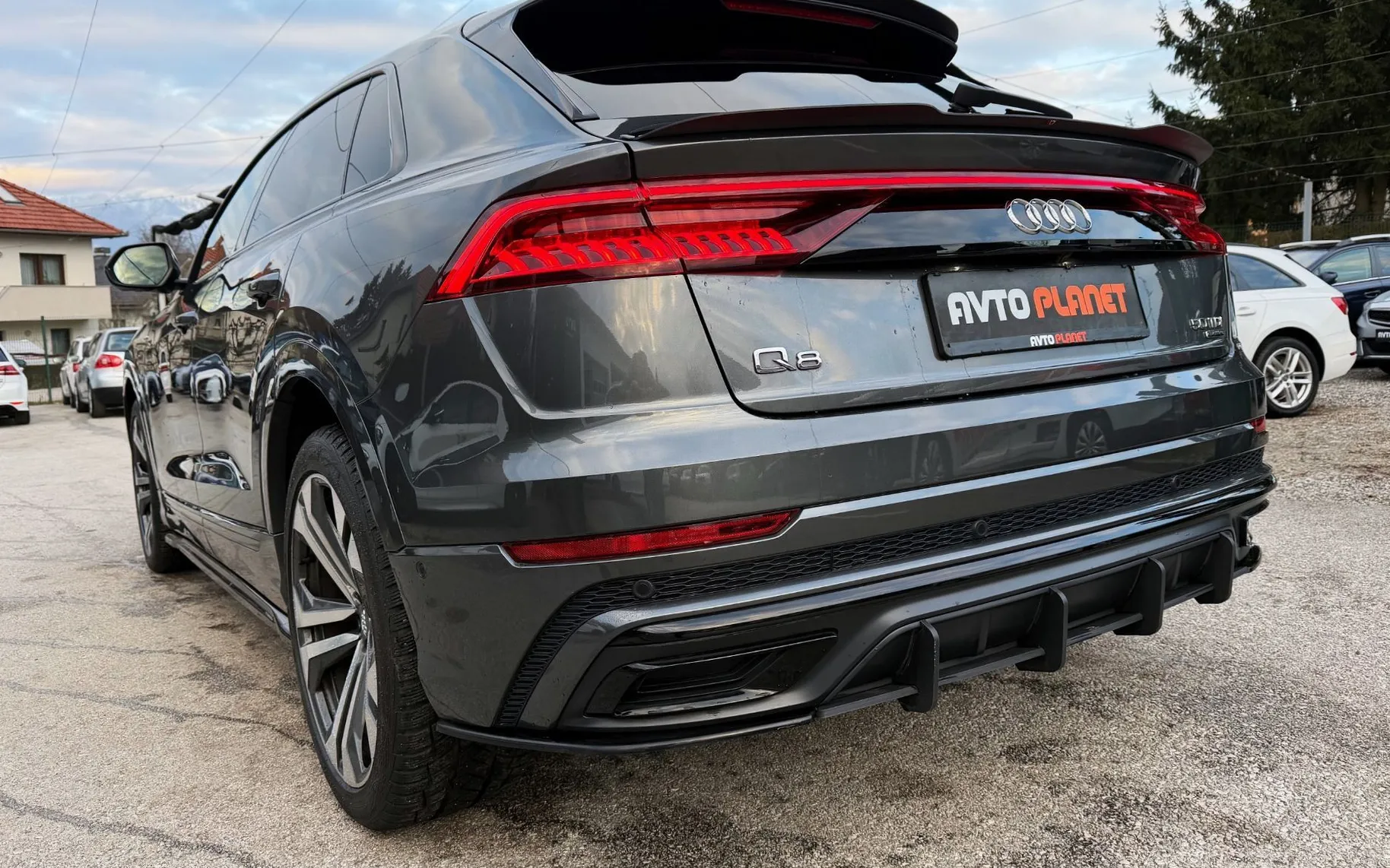 Zunanja slika - Audi Q8 - 50 TDI Quattro 3xS-LiNE HD MATRIX ACC 360KAM ALU22 - 4