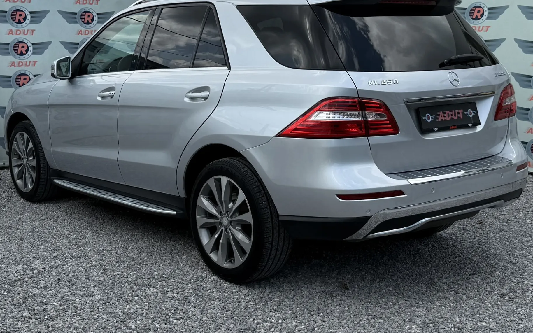 Zunanja slika - Mercedes-Benz ML-Razred - 250|BlueTEC|4MATIC|NAVI|TEMP.|EL.SEDEŽI|JAMSTVO... - 4
