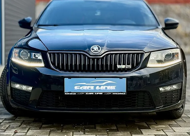 Zunanja slika - Škoda Octavia - 2.0 TDI RS DSG 135 kW - 2