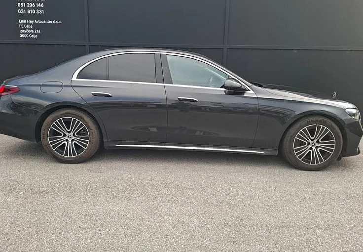 Zunanja slika - Mercedes-Benz E-Razred - E 220 d 4MATIC Exclusive Avt. - 5