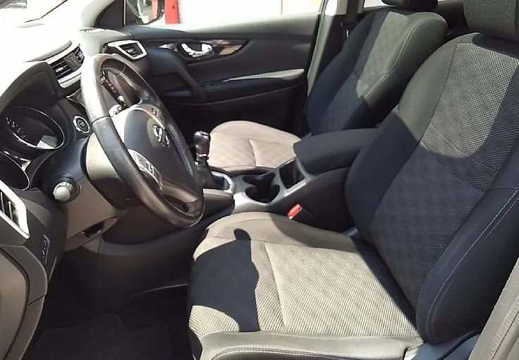Zunanja slika - Nissan Qashqai - 4WD 1.6 dCi 360 -45- - 5