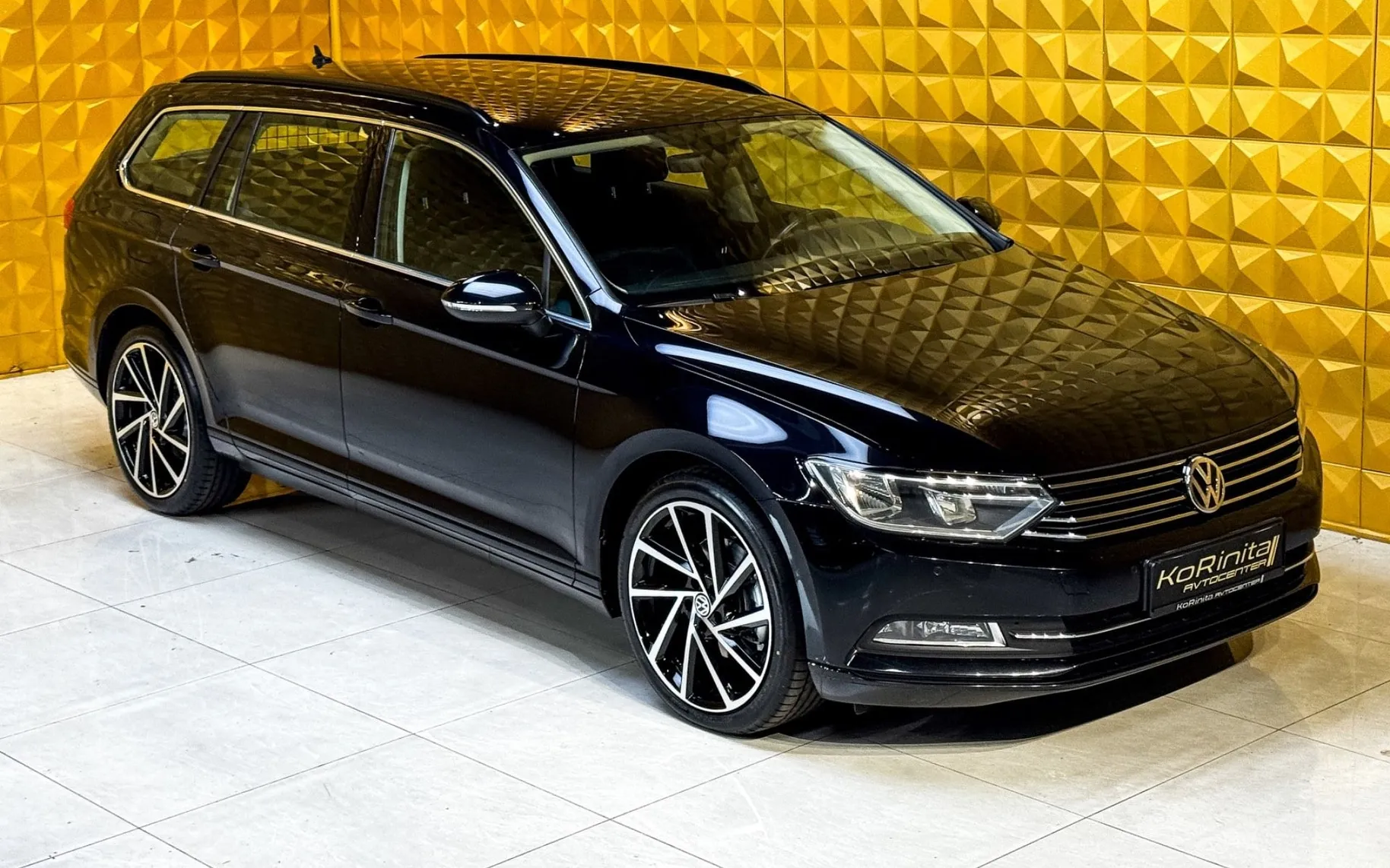 Zunanja slika - Volkswagen Passat Variant - 2.0 TDI AUT. NAVI-RADAR TEMP-BREZ POLOGA - 2