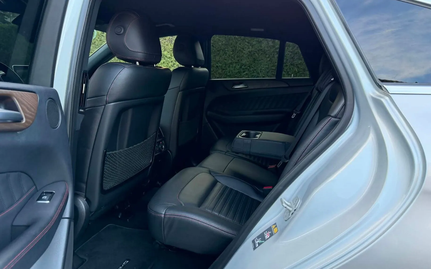 Notranja slika - Mercedes-Benz GLE coupe - 350d-4M-AMG LINE-1 LASTNIK-LIZING ZA TUJCE-ZRAČNO - 11