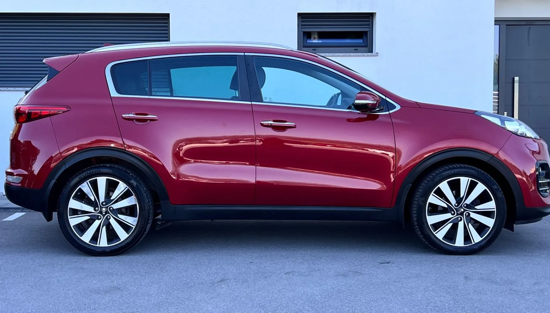 Zunanja slika - KIA Sportage - 4WD 2.0 CRDI+1.LAST+SLO+KEYLESS GO+MRTVI KOT+KAMER - 5