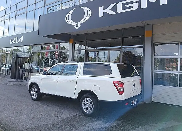 Zunanja slika - SsangYong Musso - Grand 2.2 XDi Ultimate 4WD + nadgradnja kasona - 2