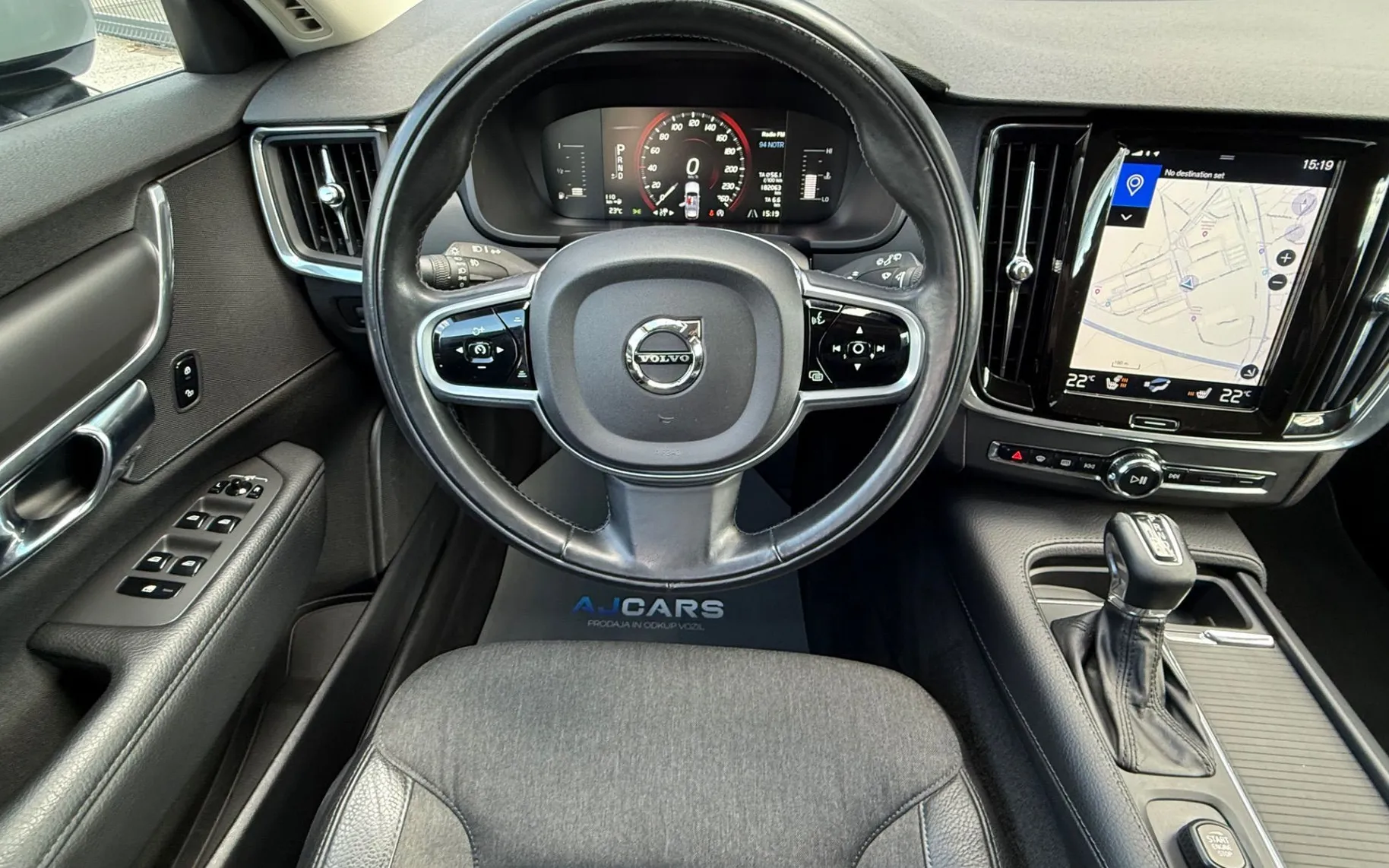 Zunanja slika - Volvo V90 - D3 A AWD Kinetic-Virtual-Full led-Velik servis... - 11