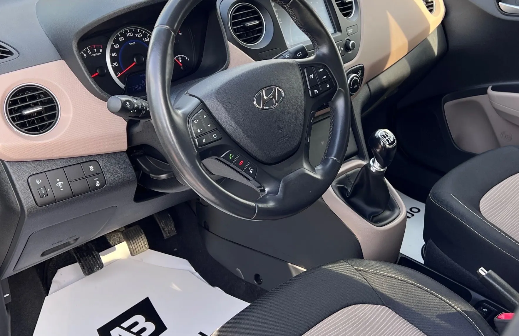 Zunanja slika - Hyundai i10 - 1.25+NAVI+ALU+LED+PDC+SLO - 10