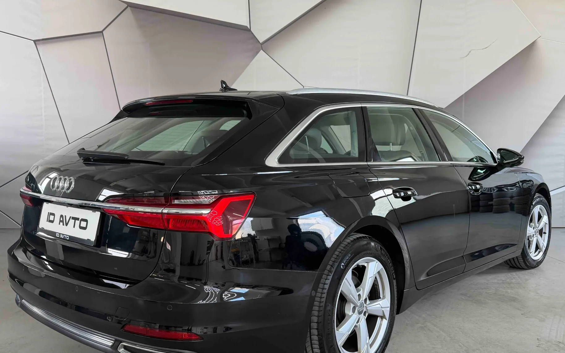 Zunanja slika - Audi A6 - A7 Avant 40 TDI S tronic - 2