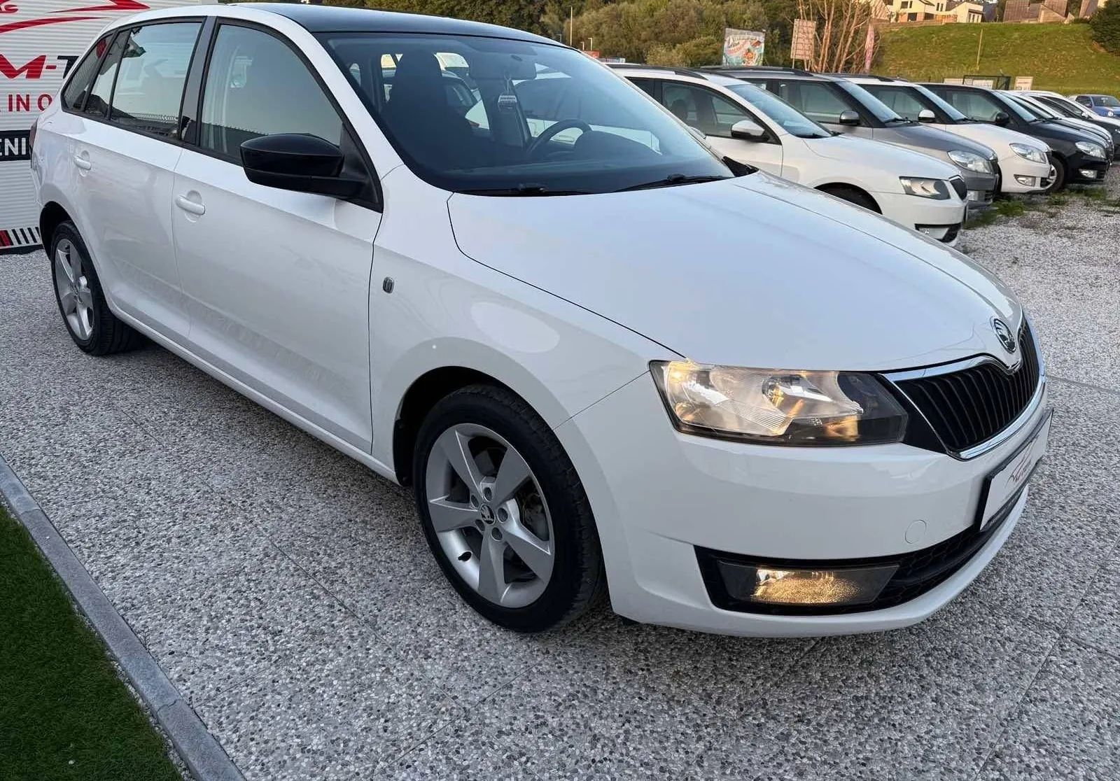 Zunanja slika - Škoda Rapid - 1.6 TDI  Elegance PANORAMA - 3