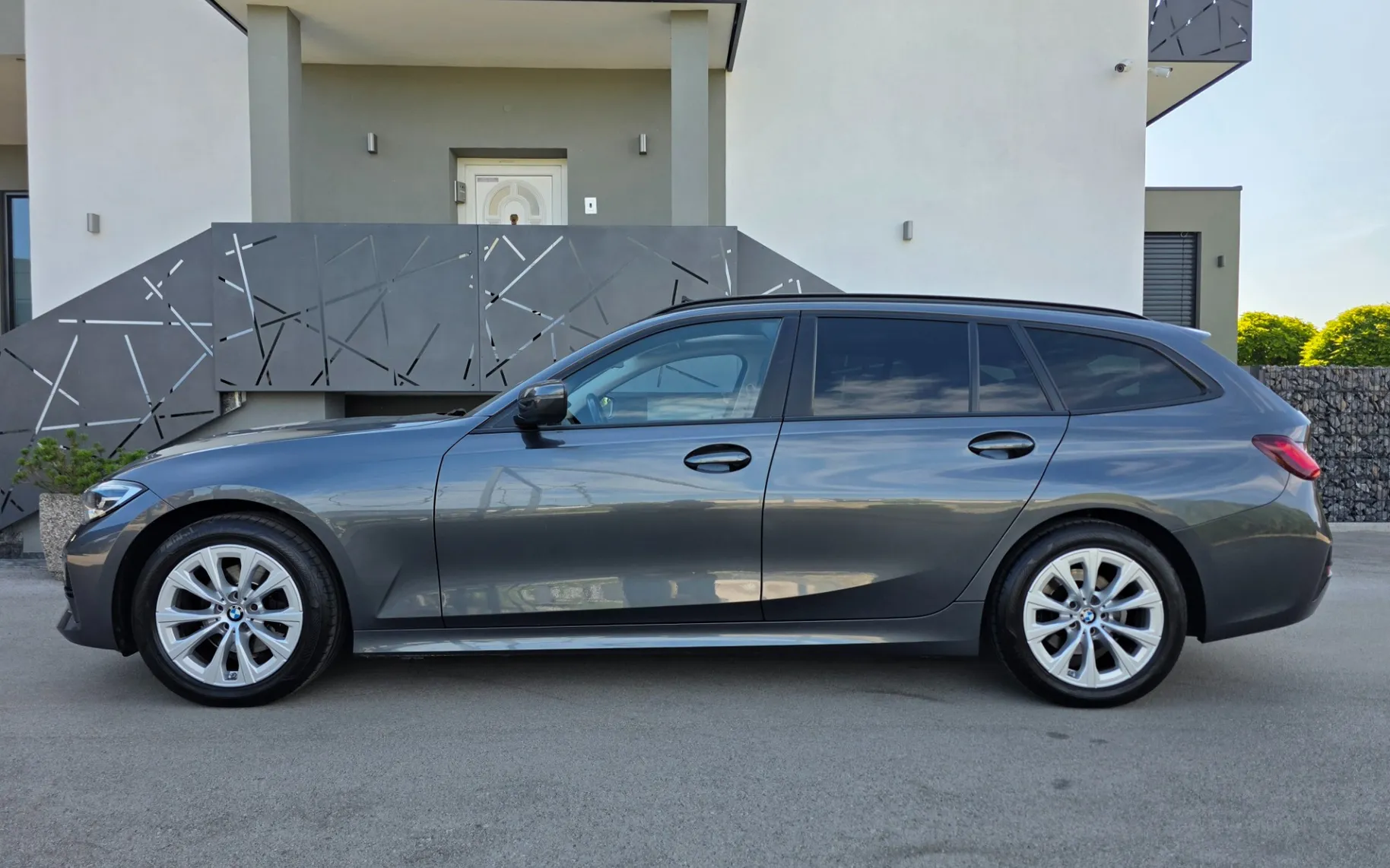 Zunanja slika - BMW Serija 3 - 320d Touring Avt. - 2