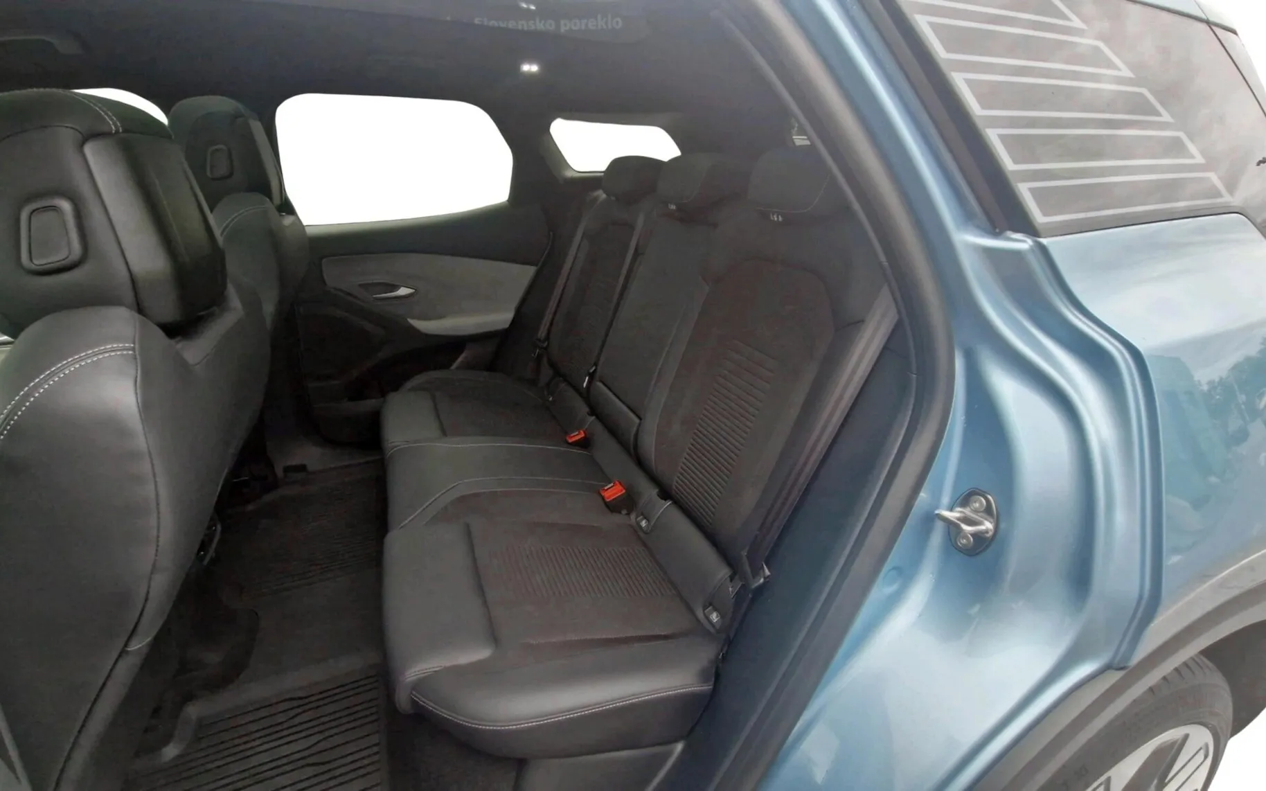 Zunanja slika - Ford Explorer - PREMIUM AWD 340KM PODALJŠAN DOSEG-SLO-PANORAM-360o - 6