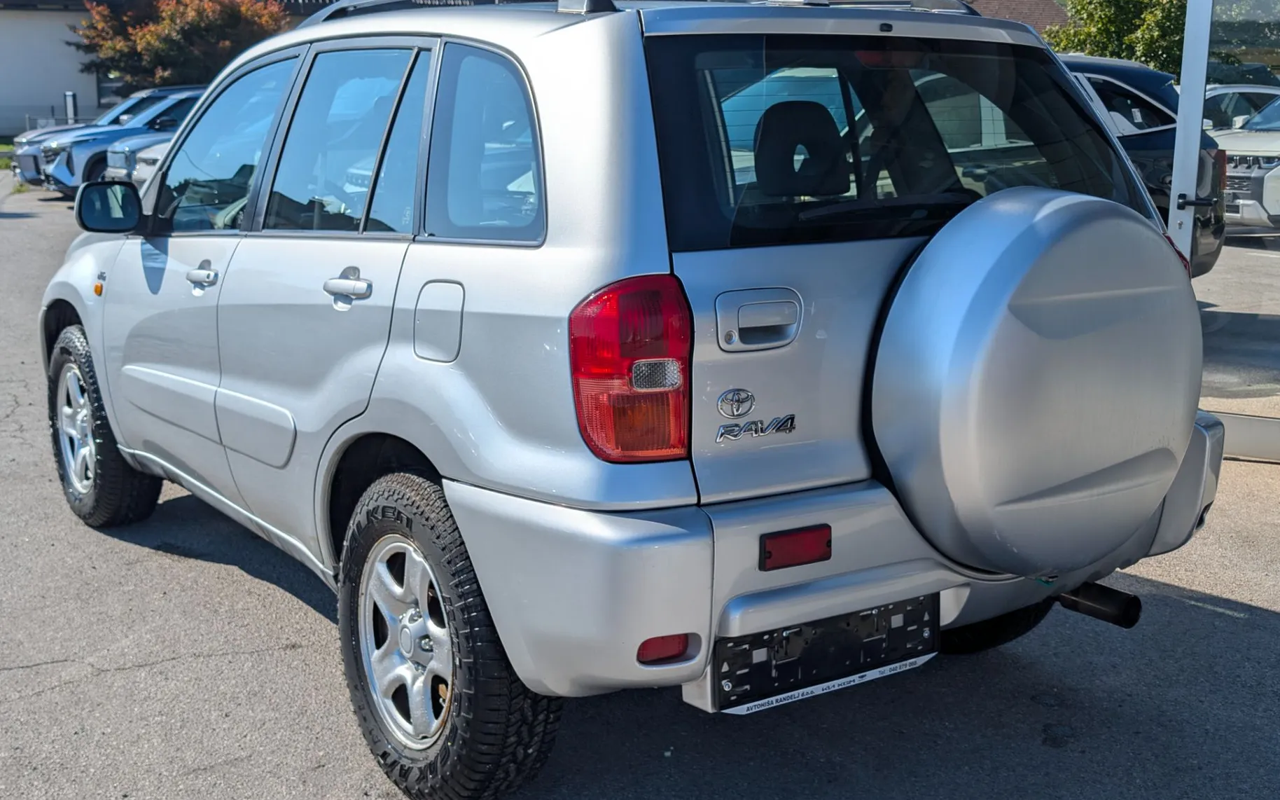 Zunanja slika - Toyota RAV4 - 2.0 D-4D 4WD - 3