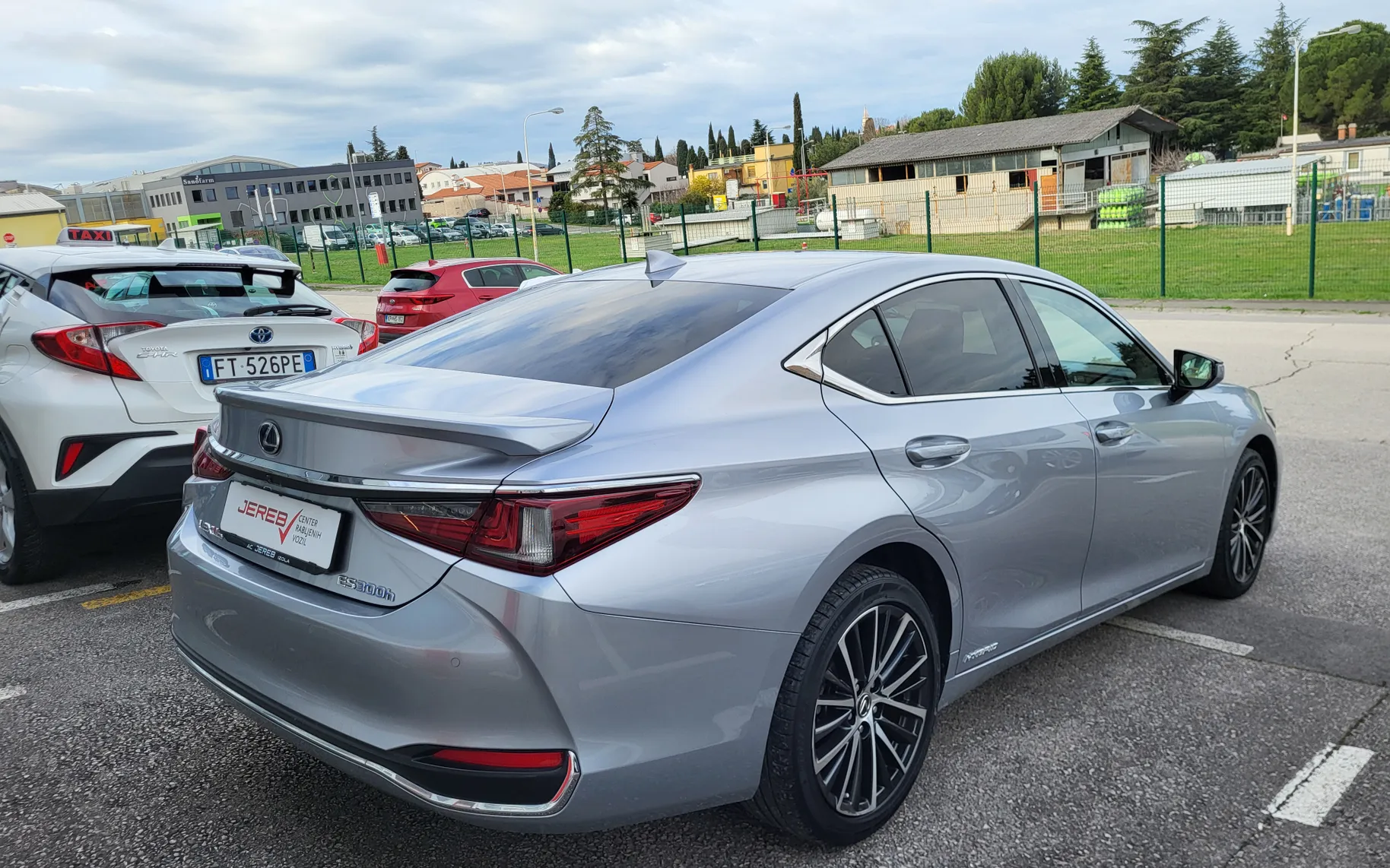Zunanja slika - Lexus ES - 300h 2.5 Executive - 2