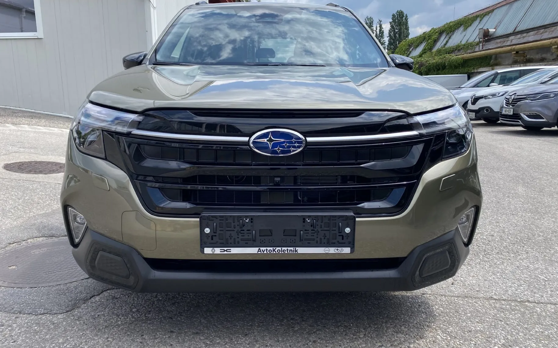 Zunanja slika - Subaru Forester - 2.0i CVT 4WD Lineartronic PREMIUM - 5