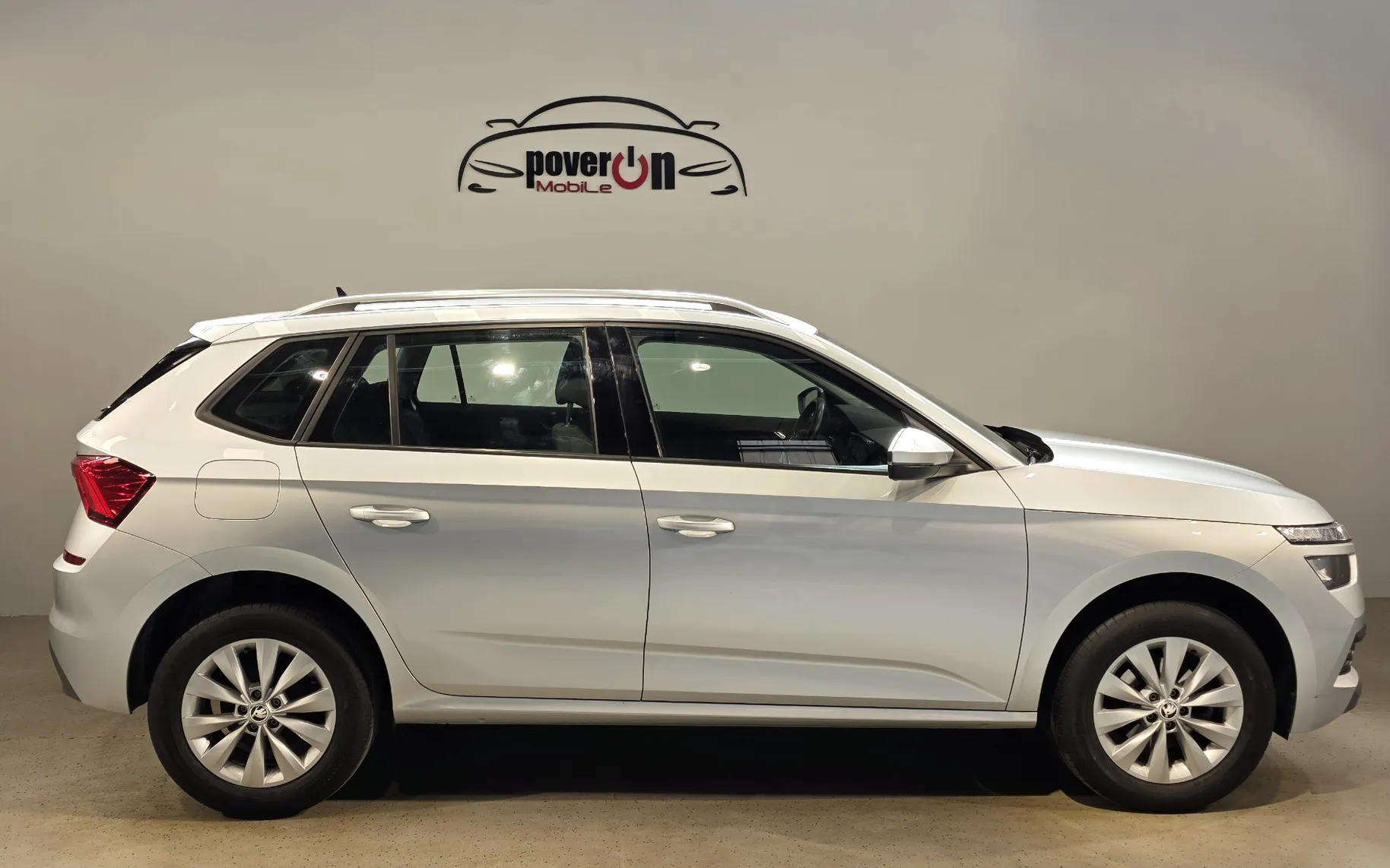 Zunanja slika - Škoda Kamiq - 1,0 TSI Ambition DSG 1.LAST SLO TEMP KLJUKA ALU - 5