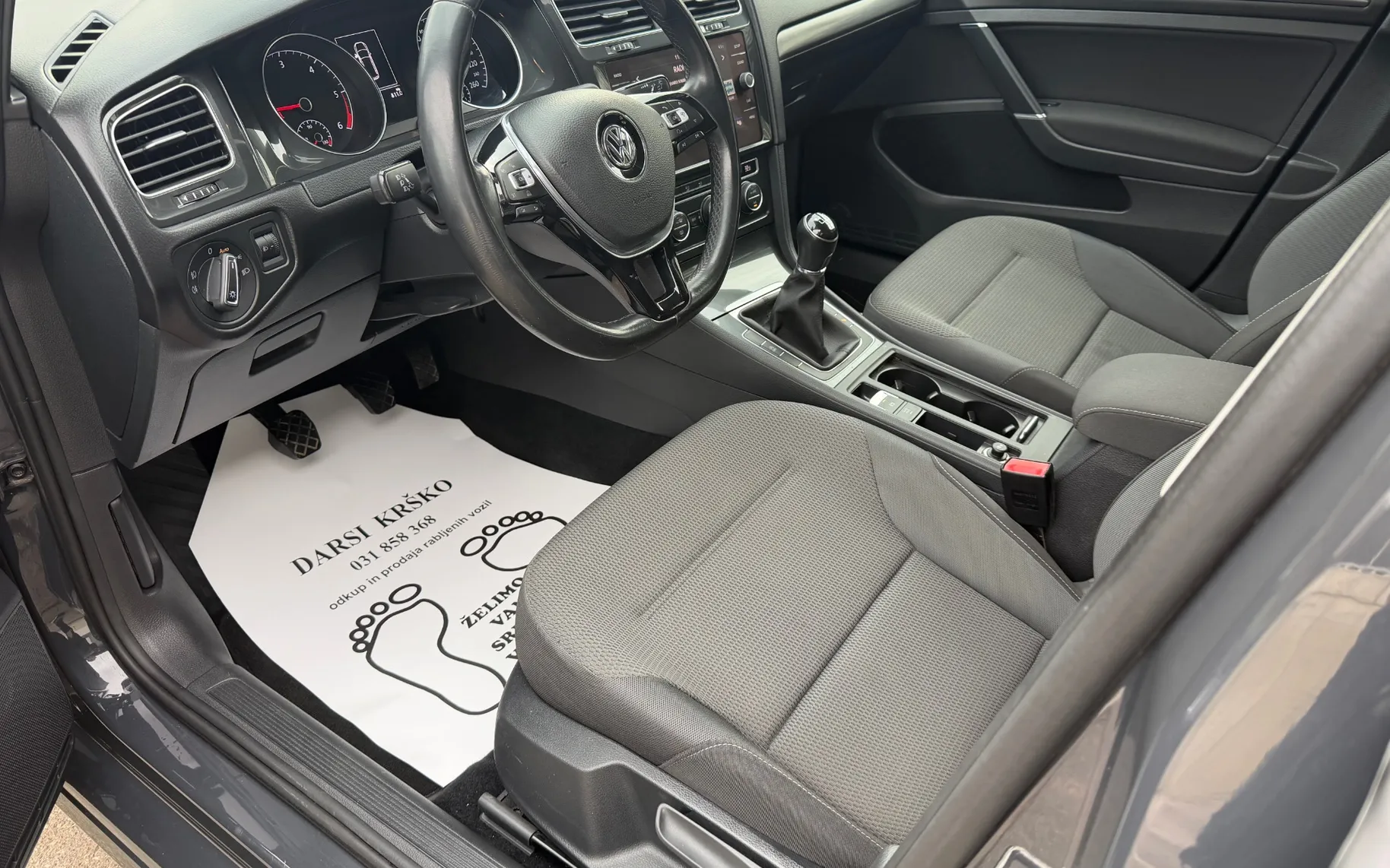Zunanja slika - VW Golf - 1.6 TDI Comfortline 115PS SLOVENSKI PDC ALU16 - 11