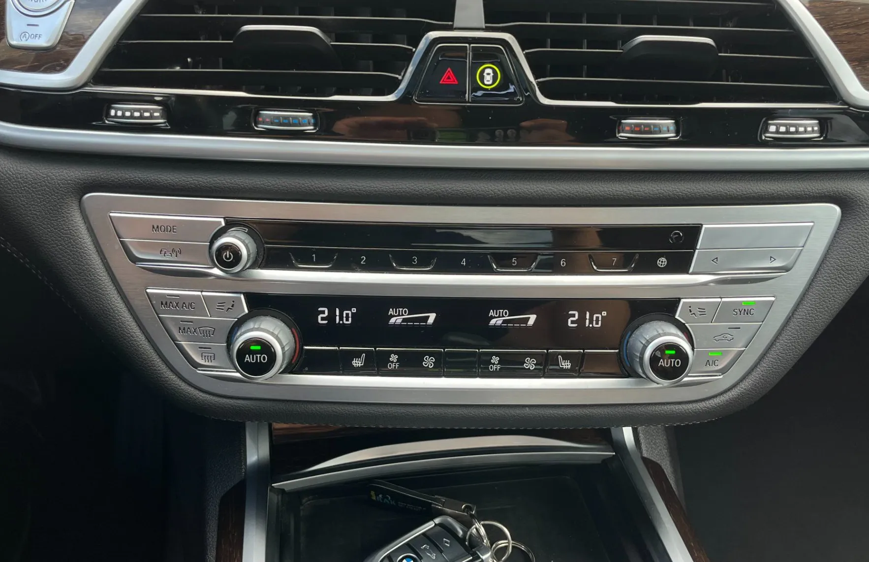 Zunanja slika - BMW Serija 7 - : 730d xDrive Avt. LASER.360°POGLED. ZRAČ. BLAZ. - 18